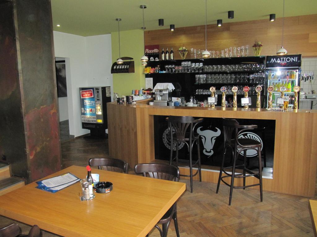Hotelovy Dum Olomouc Esterno foto